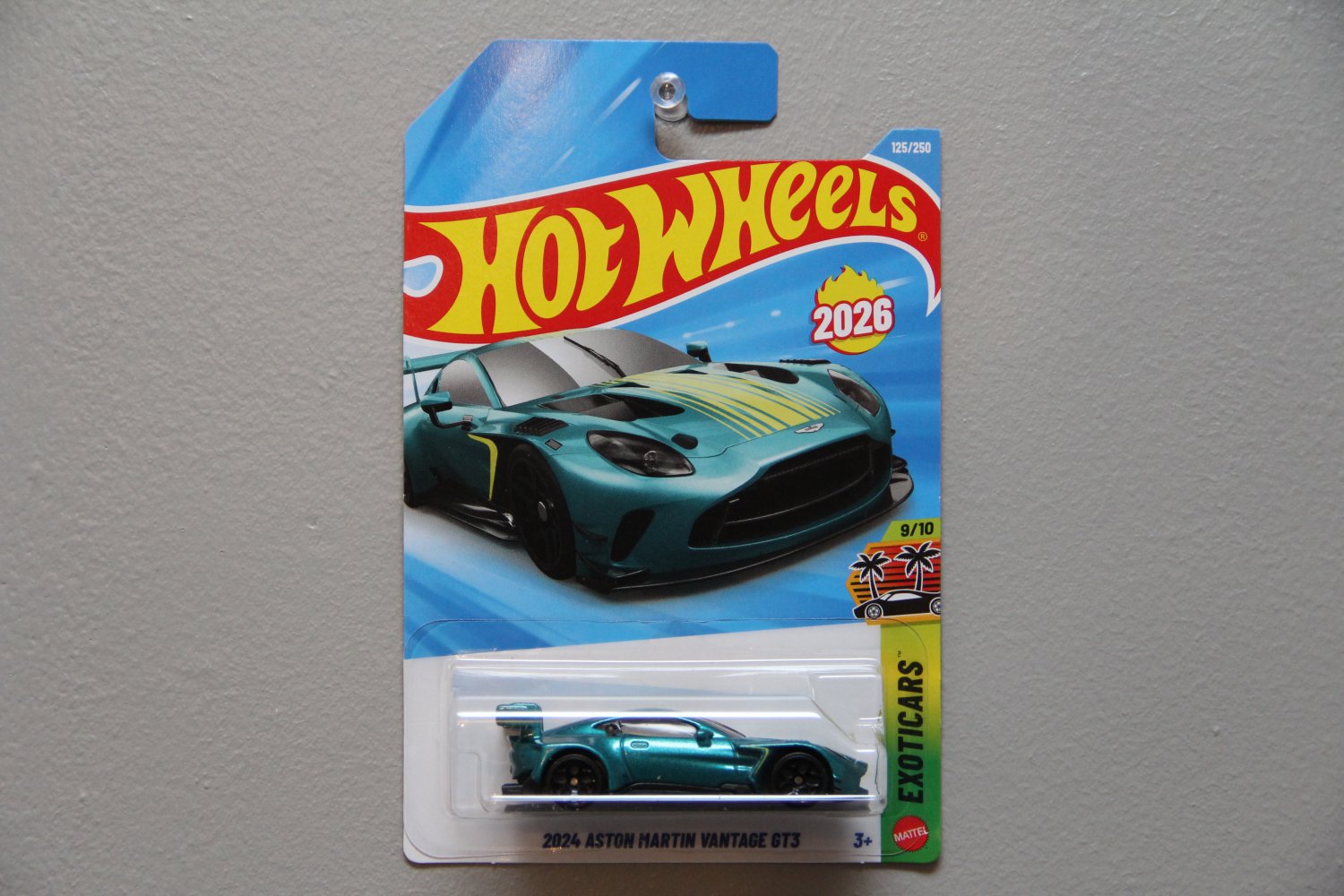 Hot Wheels 2026 Exoticars '24 Aston Martin Vantage GT3 (teal)