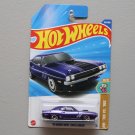 Hot Wheels 2025 HW '70s vs '90s '70 Dodge HEMI Challenger (purple)