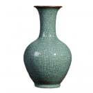 Handmade ice cracked Jingdezhen ceramic ornamental vase Handmade ice cracked Jingdezhen ceramic ornamental vase