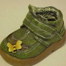 BRAND NEW CHILD'S GARDEN BUMBLE BEE SHOE FIGURINE BRAND NEW CHILD'S GARDEN BUMBLE BEE SHOE FIGURINE
