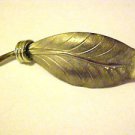 Vintage 1960s Gold Tone Stylized Leaf Pin Brooch Costume Jewelry Vintage 1960s Gold Tone Stylized Leaf Pin Brooch Costume Jewelry