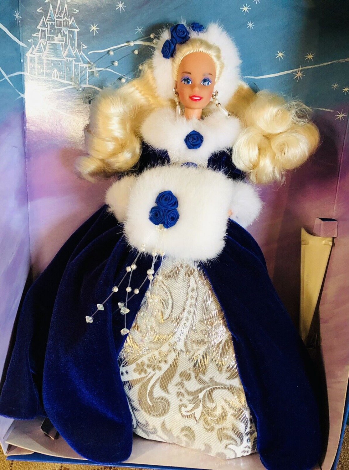 Mattel Winter Princess Barbie Doll 1993 Blonde 10655 NRFB Vintage W/Muff