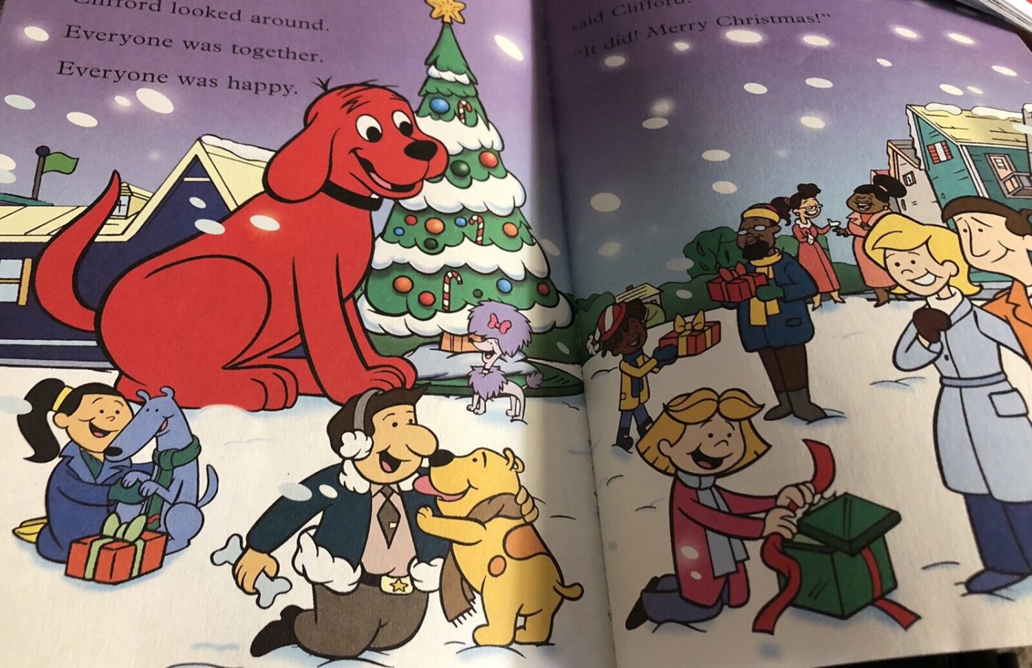 Clifford The Big Red Dog Christmas Wishes Paperback Book Scholastic ...