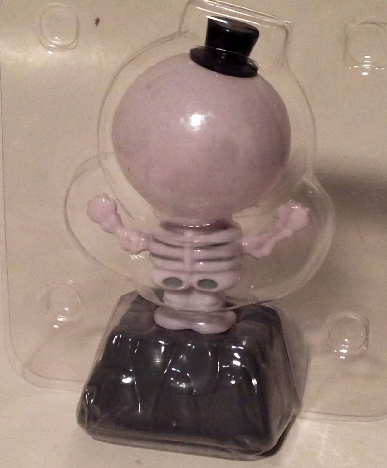 Solar Powered Skeleton in Tophat Figurine Wiggles In Sunlight Halloween