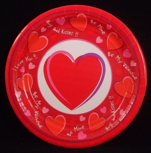 Valentines Day Dinner Plates (8) - Party Supplies