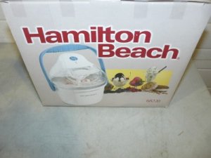New Hamilton Beach 1.5-QT White Ice Cream Maker FEATURE