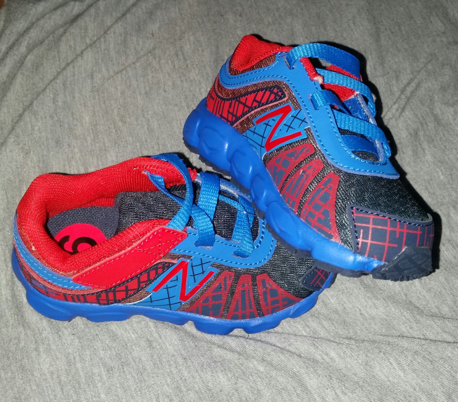 New Balance NB Boys Size 6C Shoes