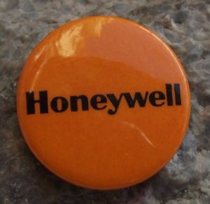 Vintage Honeywell Business Computers Button Style Advertising Pin