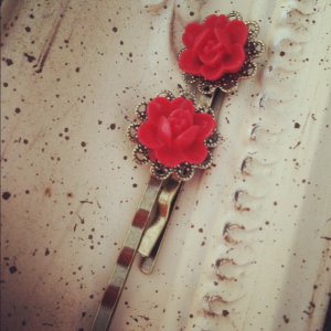 Cabochon Bobby Pins