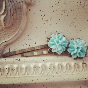 Cabochon Bobby Pins