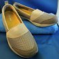 EASY SPIRIT SIZE 9M BEIGE SLIP ON COMFORT SHOES NEW NEVER WORN