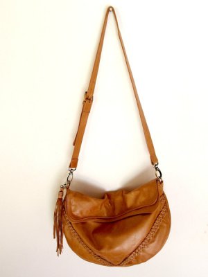 Tri&Atilde;&iexcl;ngulo leather bag hand made in Bali by ELF