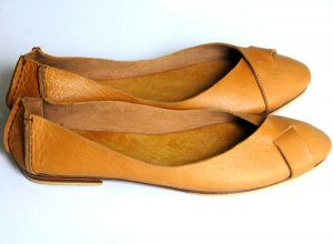 Native casual leather ballet flats with cuff hand made in Bali by ELF