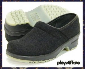 Sanita Closed Back Clogs - Women's Size 6 Medium