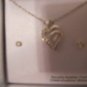 Gorgeous Necklace and Earring Set
