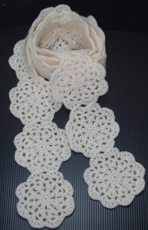 Crochet Scarf Cream Motif