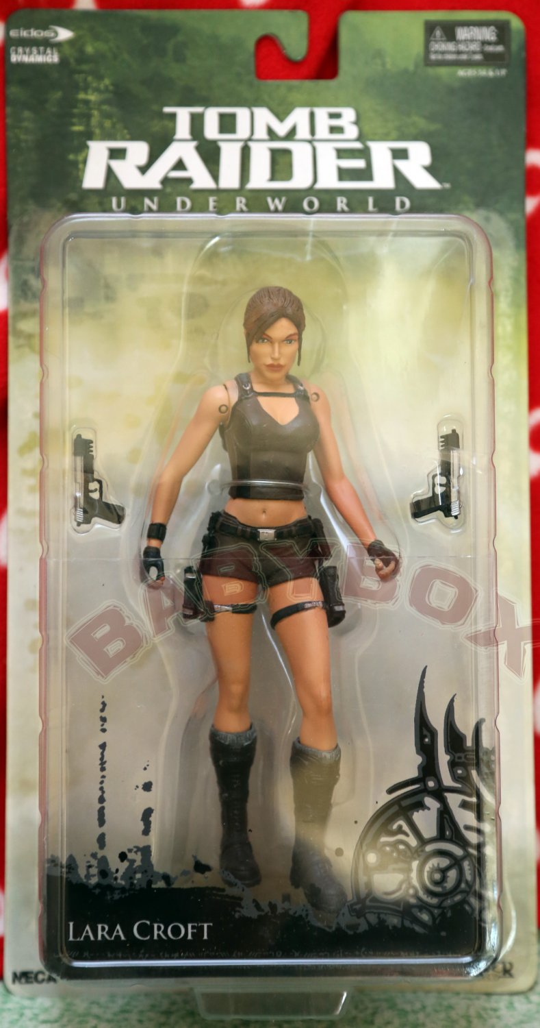 lara croft tomb raider figure