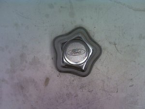 FORD EXPLORER 1995 - 2001 Wheel Center Hub Cap