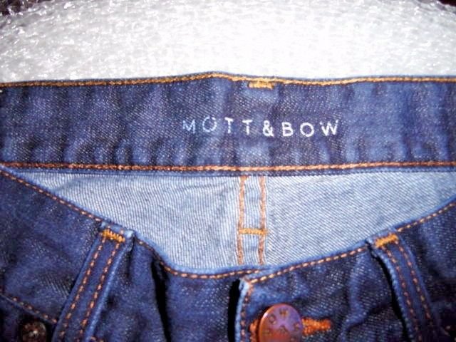 Mott & Bow Jeans 34 " x 32"
