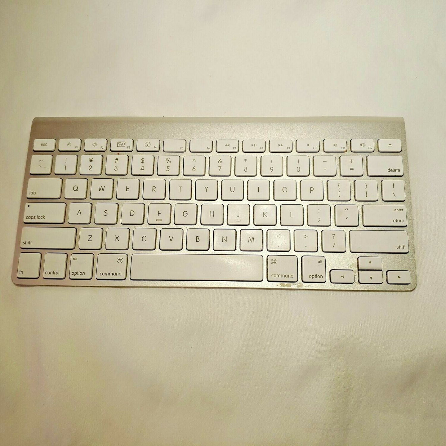 Apple - Magic Keyboard - Silver