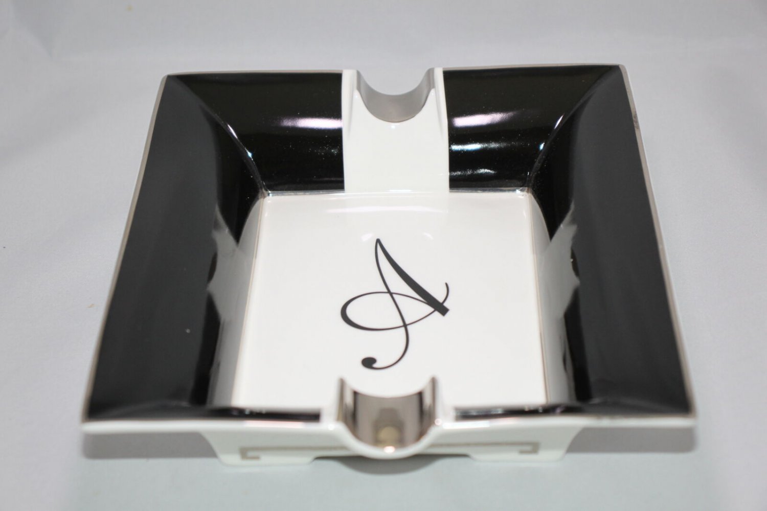 Prometheus Angelenos Bone China 2-Cigar Ashtray