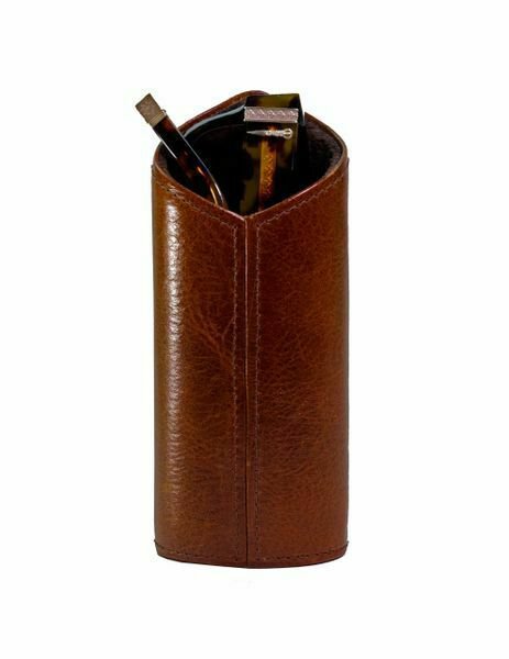 Bizard and Co. - The Luxury Eyewear Stand - Antique Saddle Leather