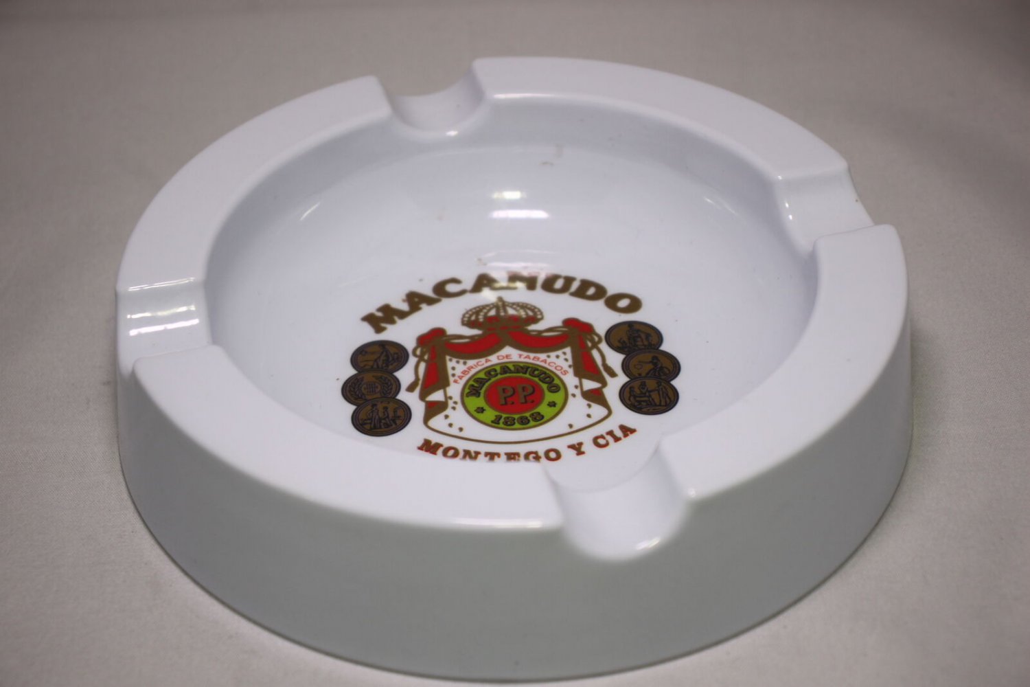 MACANUDO COMPANY LOGO ASHTRAY 7