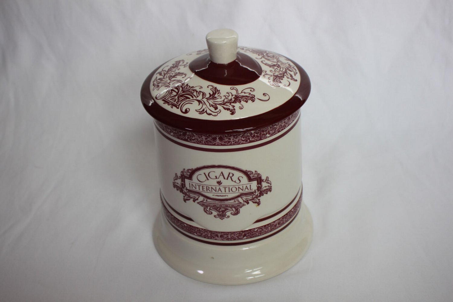 Cigars International White and Red Ceramic Humidor Jar