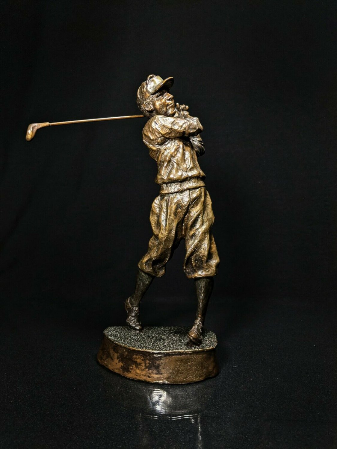 MARK HOPKINS BRONZE GOLFER