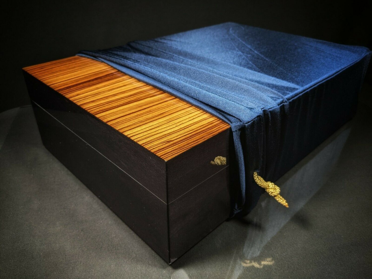 Elie Bleu Zebrawood Humidor 110 count Made in France NIB