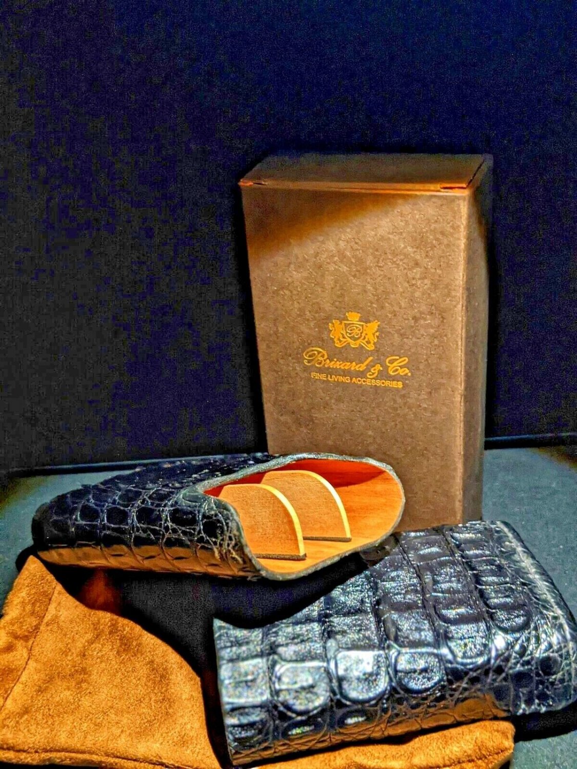Brizard and Co Black Caiman Genuine Carrying Case NIB