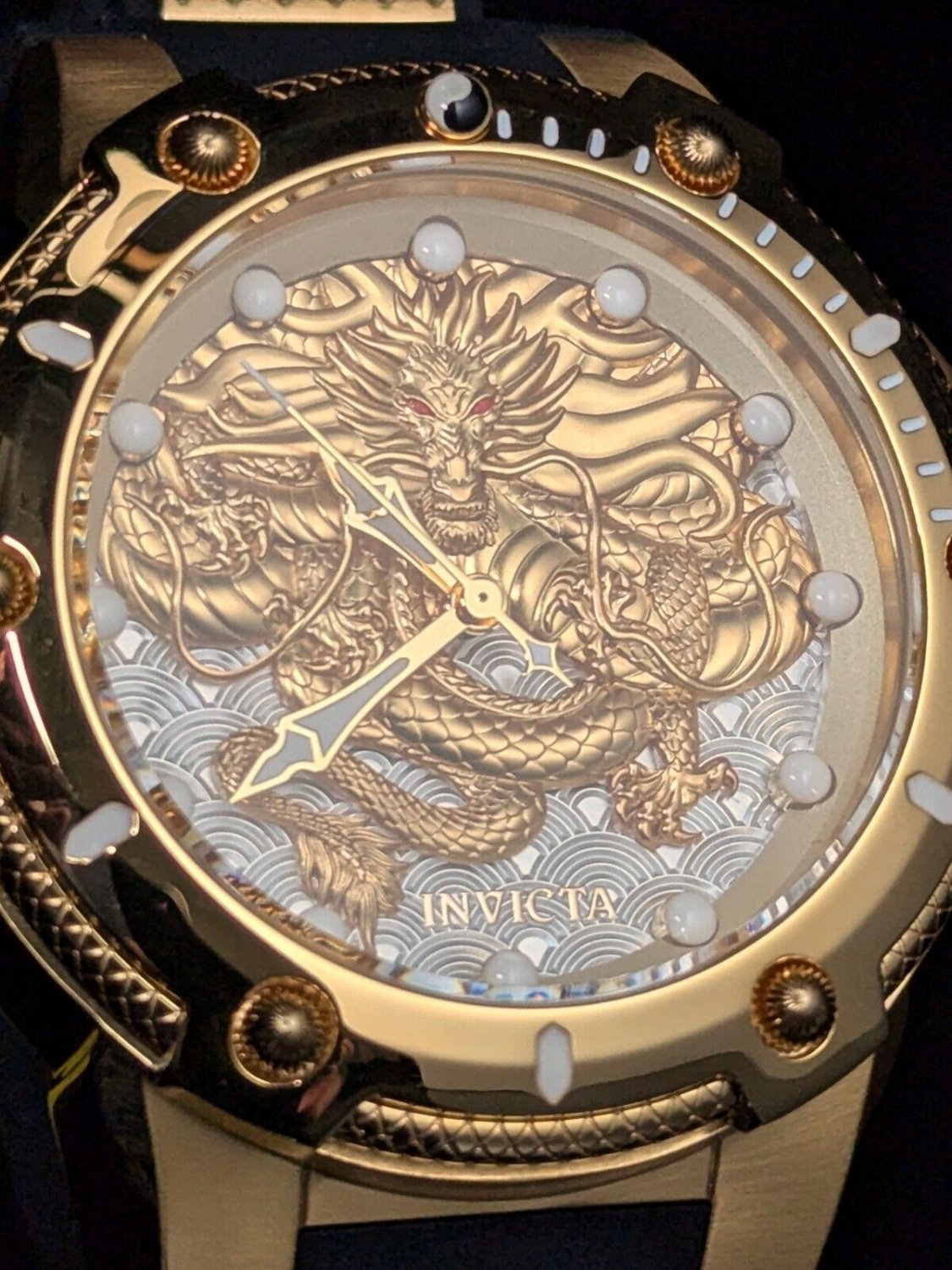 Invicta Dragon Speedway Automatic Analog Men&acirc;��s Watch  Model: 25777 NIB