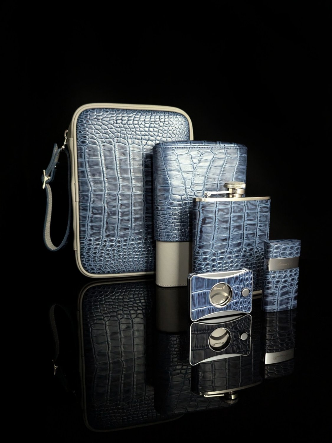 Brizard  Blue Caiman & Grey Leather Traveler , Venezia Lighter & Elite Cutter