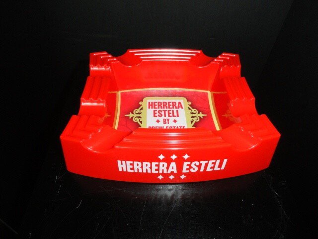 Drew Estate  Outdoor Plastic cigar ashtray Measures 8.25" L x 7" W x 2" H NIB