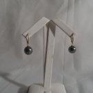 18 kt Gold Drop Black Pearl Earrings