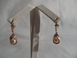 18 kt Gold Wrap Pearl Drop Earrings