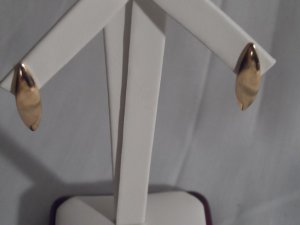 18 kt Gold  Stud  Earrings