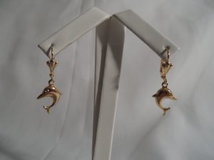 18 kt Gold  Dolphin Earrings