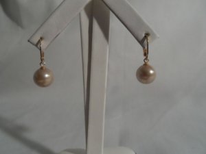 18 kt Gold (off -white) Pearl Drop  Earrings