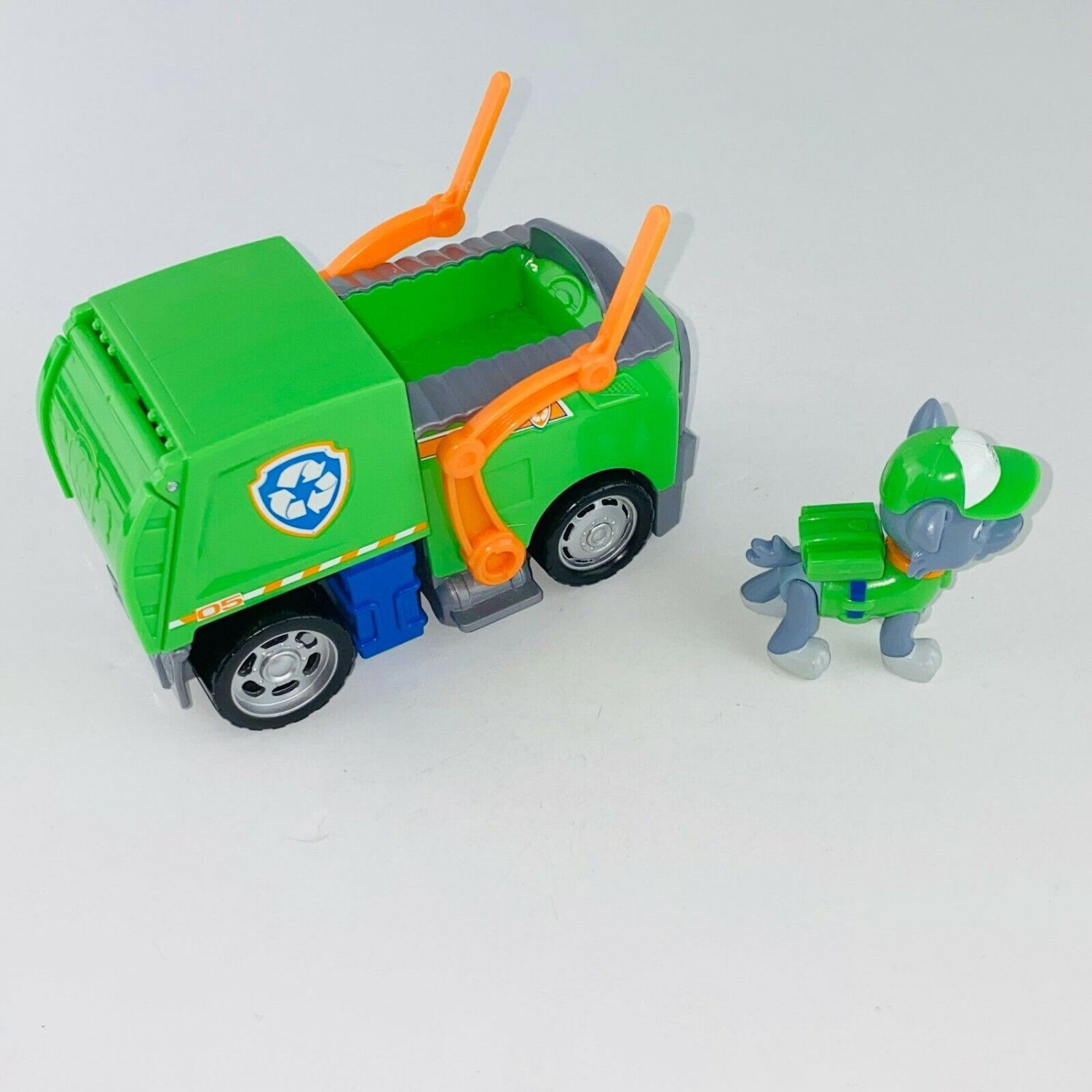 Paw Patrol Character Toy Figure Rocky Mixed Breed Pup And Recycling Truck