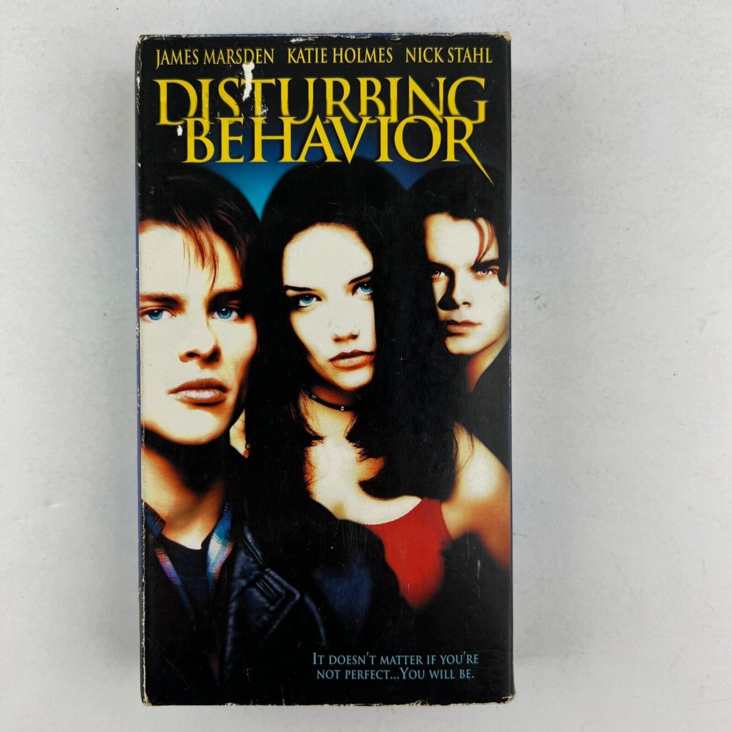 Disturbing Behavior Vhs Video Tape James Marsden Katie Holmes Nick Stahl 8928