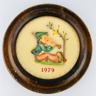 M.J. HUMMEL Goebel W Germany 1979 9th Annual Porcelain Collectors Plate Hum 272 M.J. HUMMEL Goebel W Germany 1979 9th Annual Porcelain Collectors Plate Hum 272