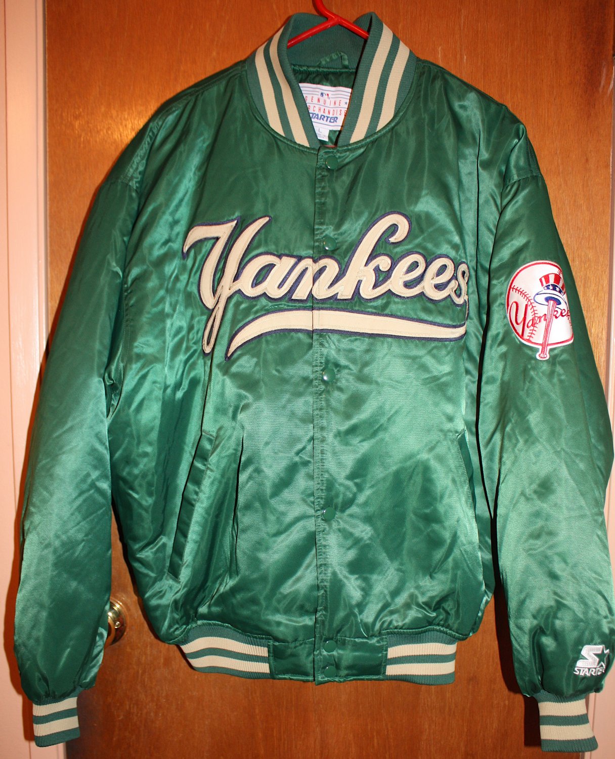 NEW YORK YANKEES *RARE* "IRISH" GREEN SATIN STARTER STADIUM JACKET