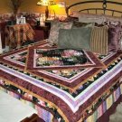 Dramatic rose quilt, queen size