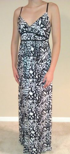 2b bebe Floral Print V Neck Empire Waist Long Maxi Dress - Black White Gray - S