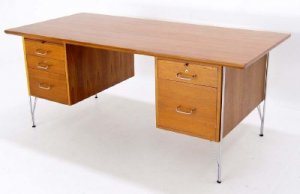 Danish Mid century Modern Teak Desk Writing Table by Dansk Design Denmark