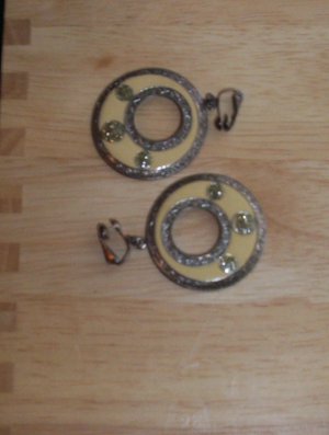 Vintage Clip on Earrings