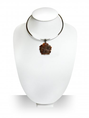 Handmade Natural Sea Shell Pendant with Stainless Steel Choker