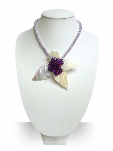 Handmade Natural Sea Shell Pendant with Pearl Necklace