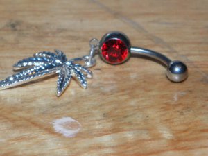 Pot Leaf Dangle In Red Navel 163